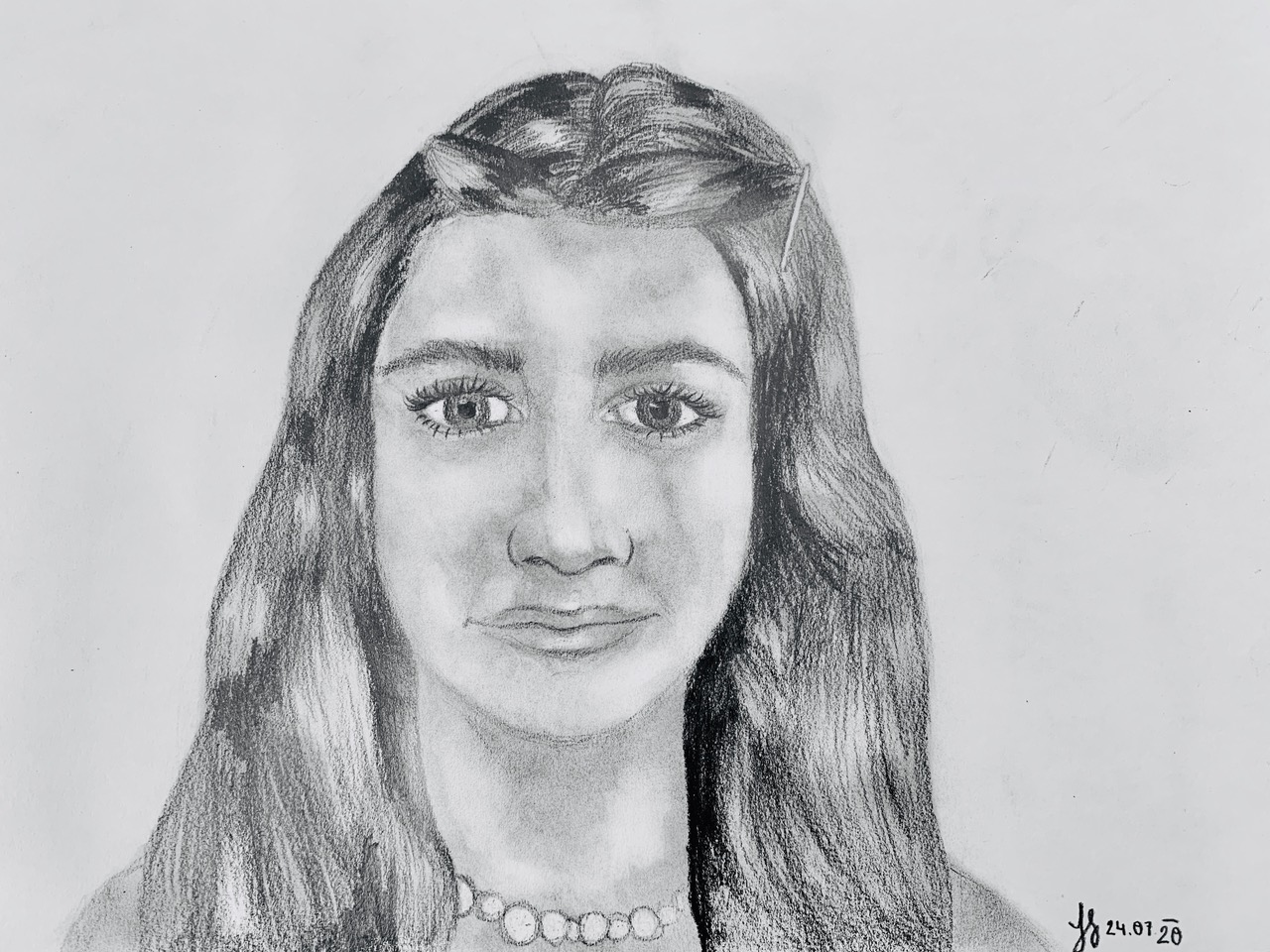 Jasmin, Selbstportrait, Bleistift mit Graphitpulver